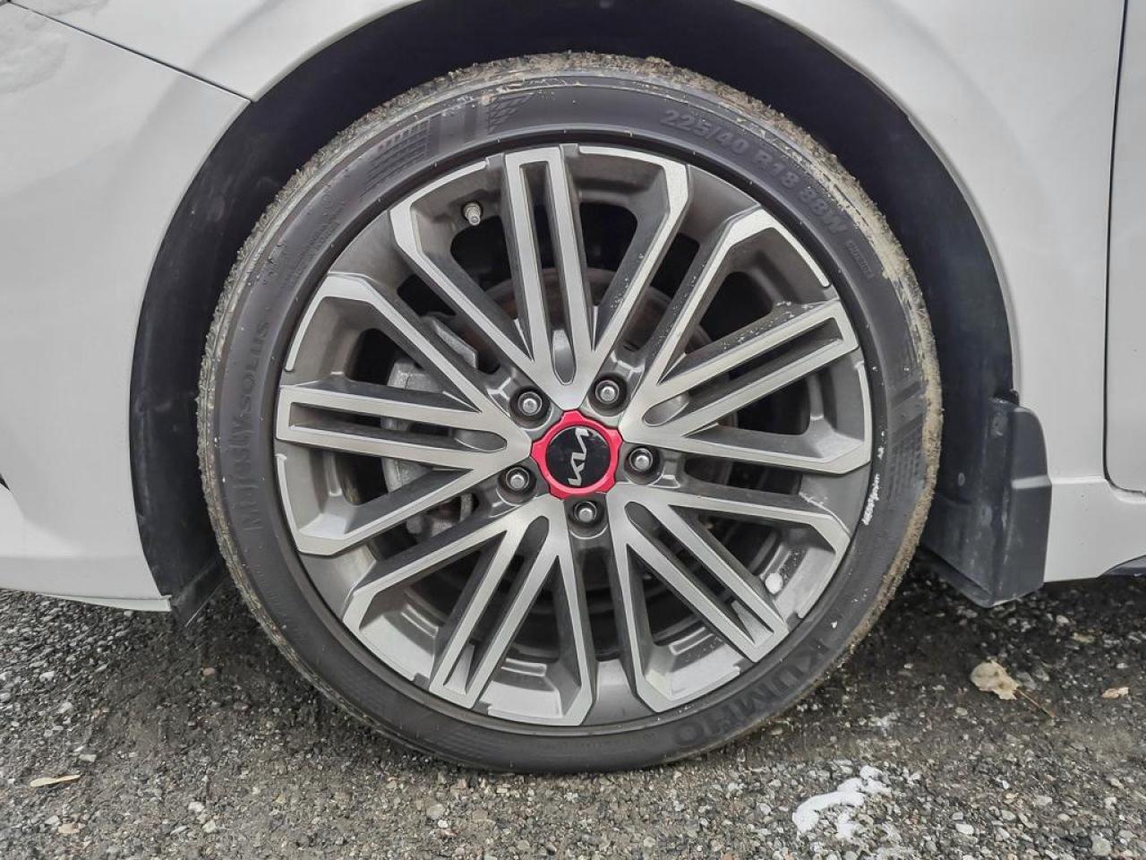 2024 Kia Forte5 GT Photo