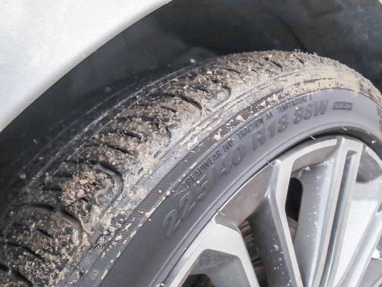 2024 Kia Forte5 GT Photo