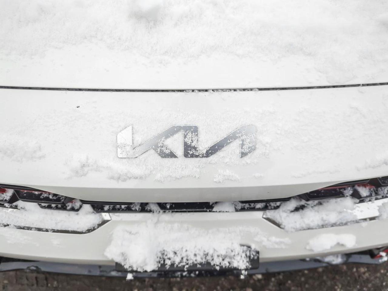 2024 Kia Forte5 GT Photo