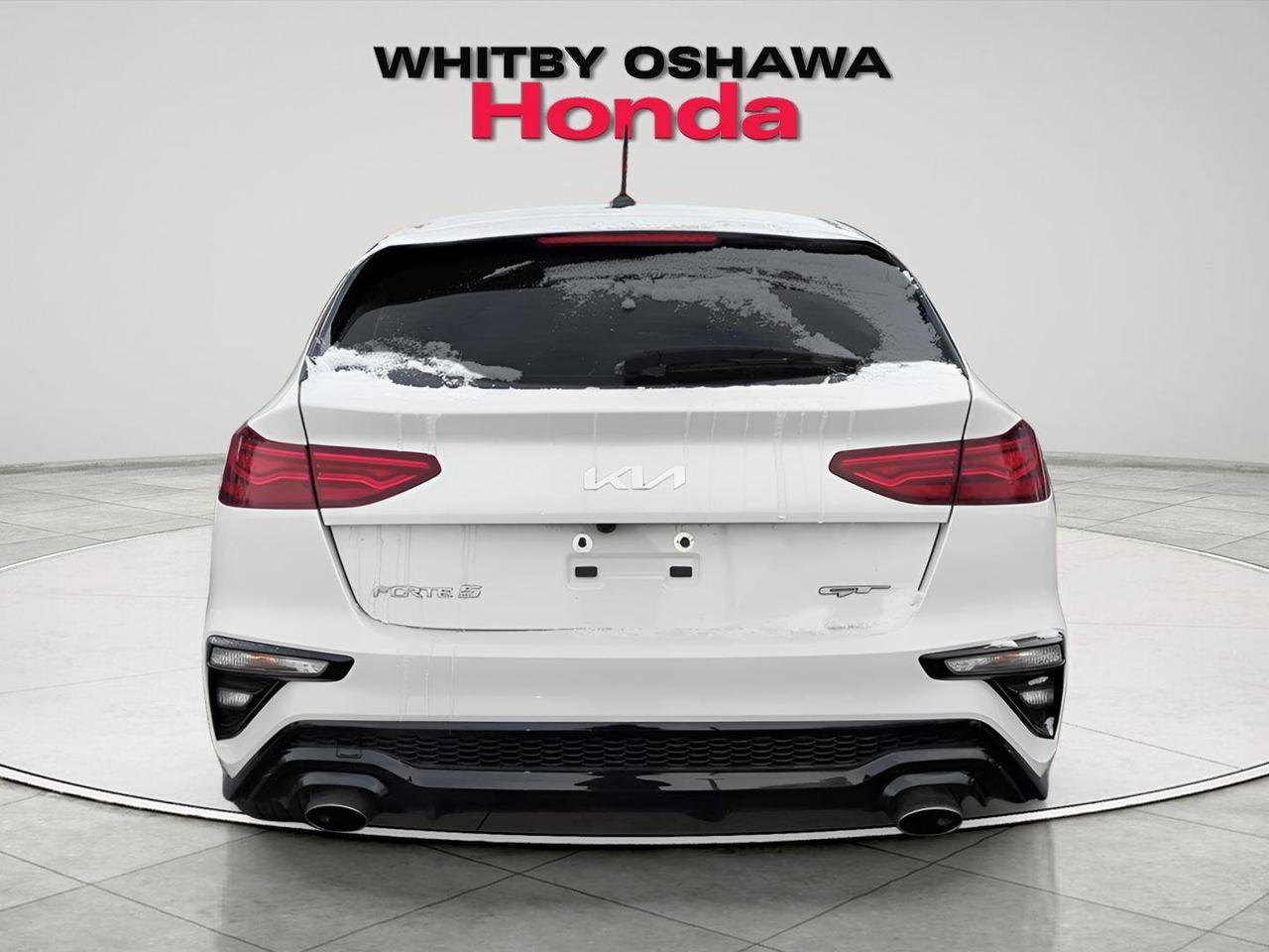 2024 Kia Forte5 GT Photo3