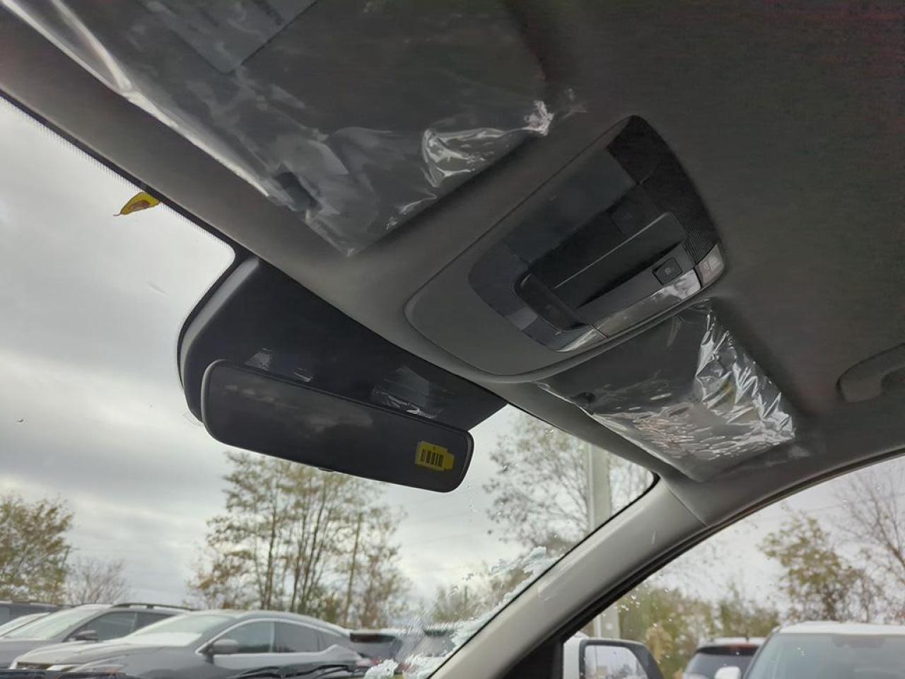 2025 Kia Niro Plug-In Hybrid LX Photo