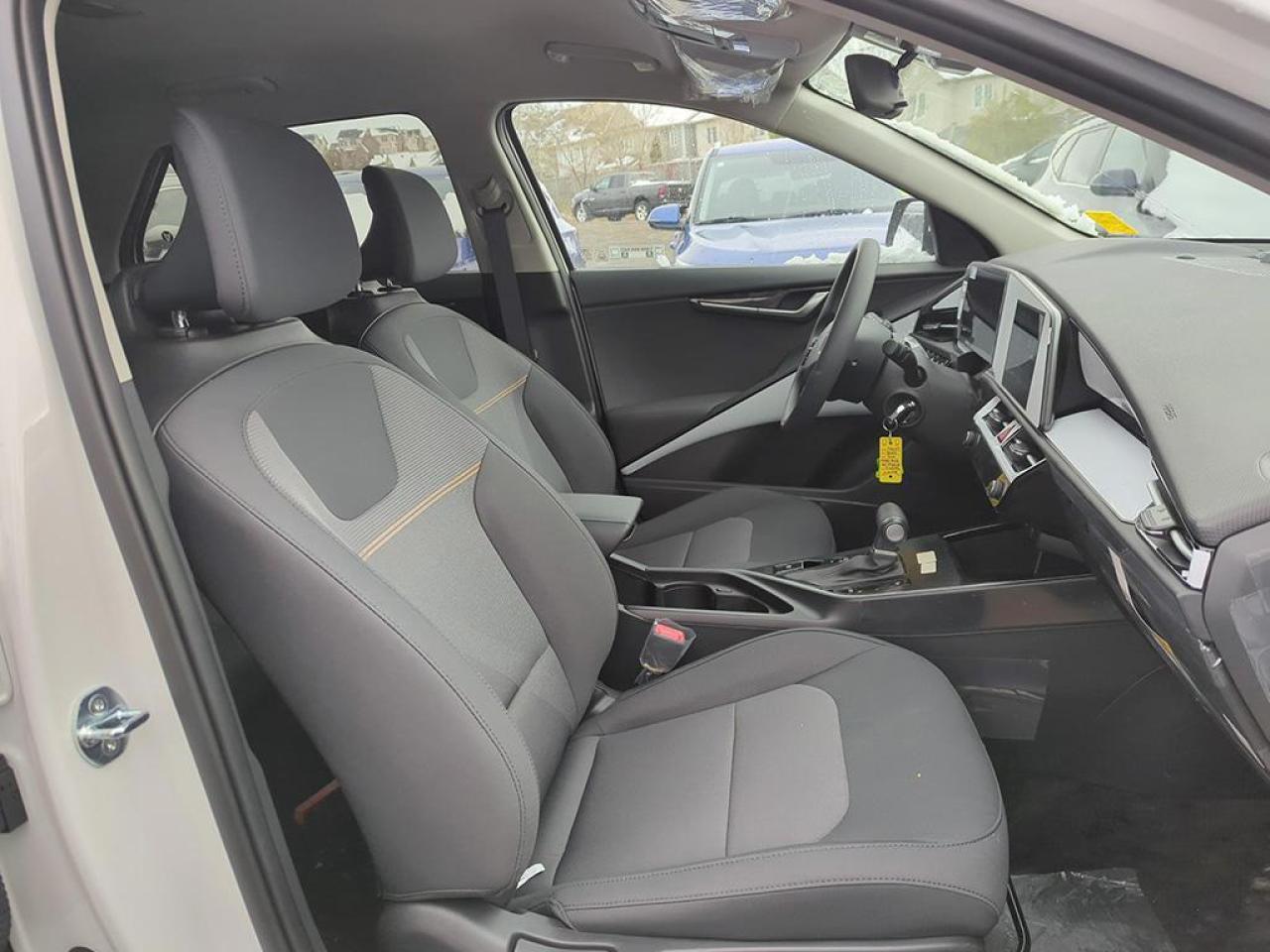 2025 Kia Niro Plug-In Hybrid LX Photo