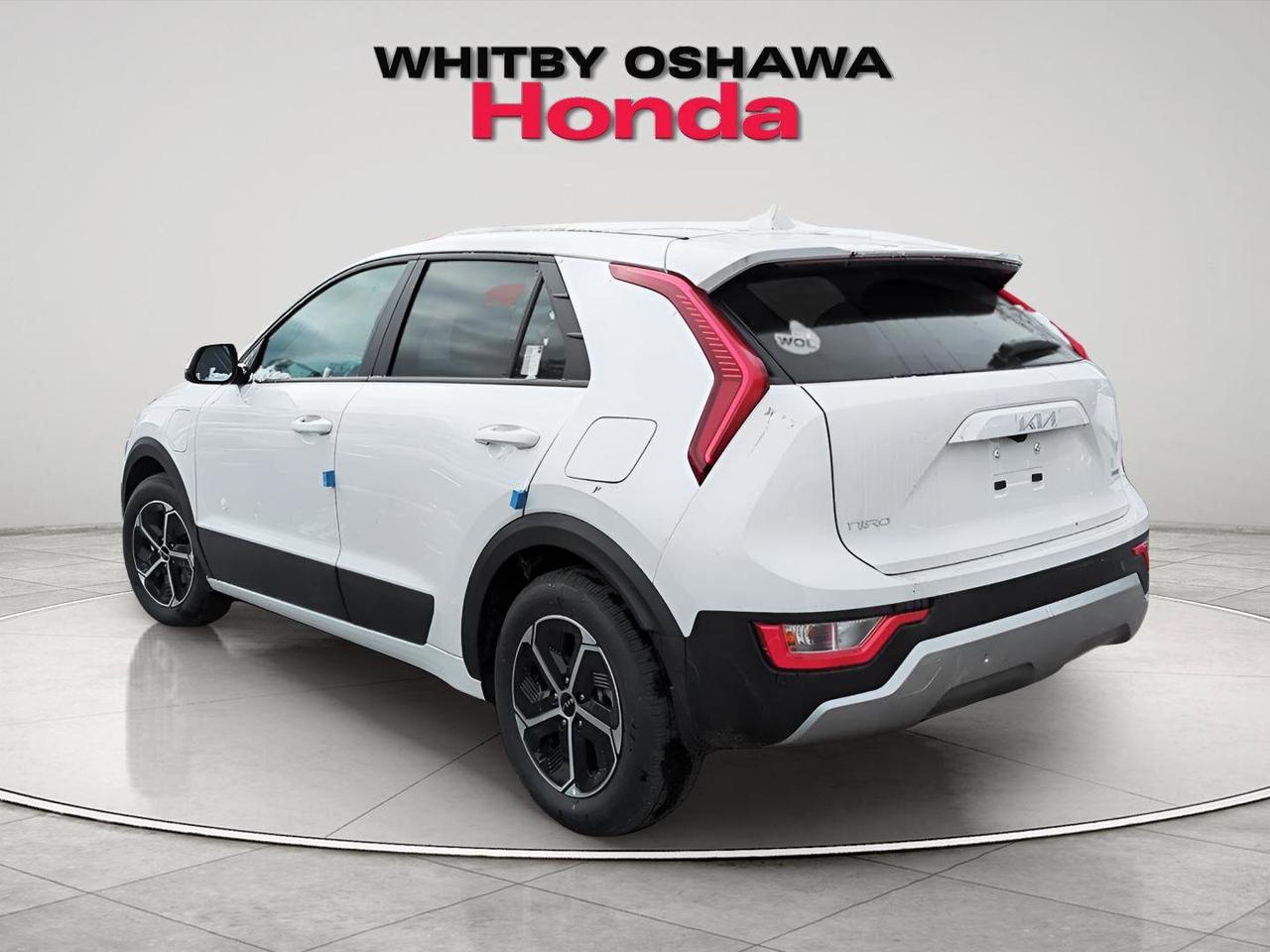 2025 Kia Niro Plug-In Hybrid LX Photo