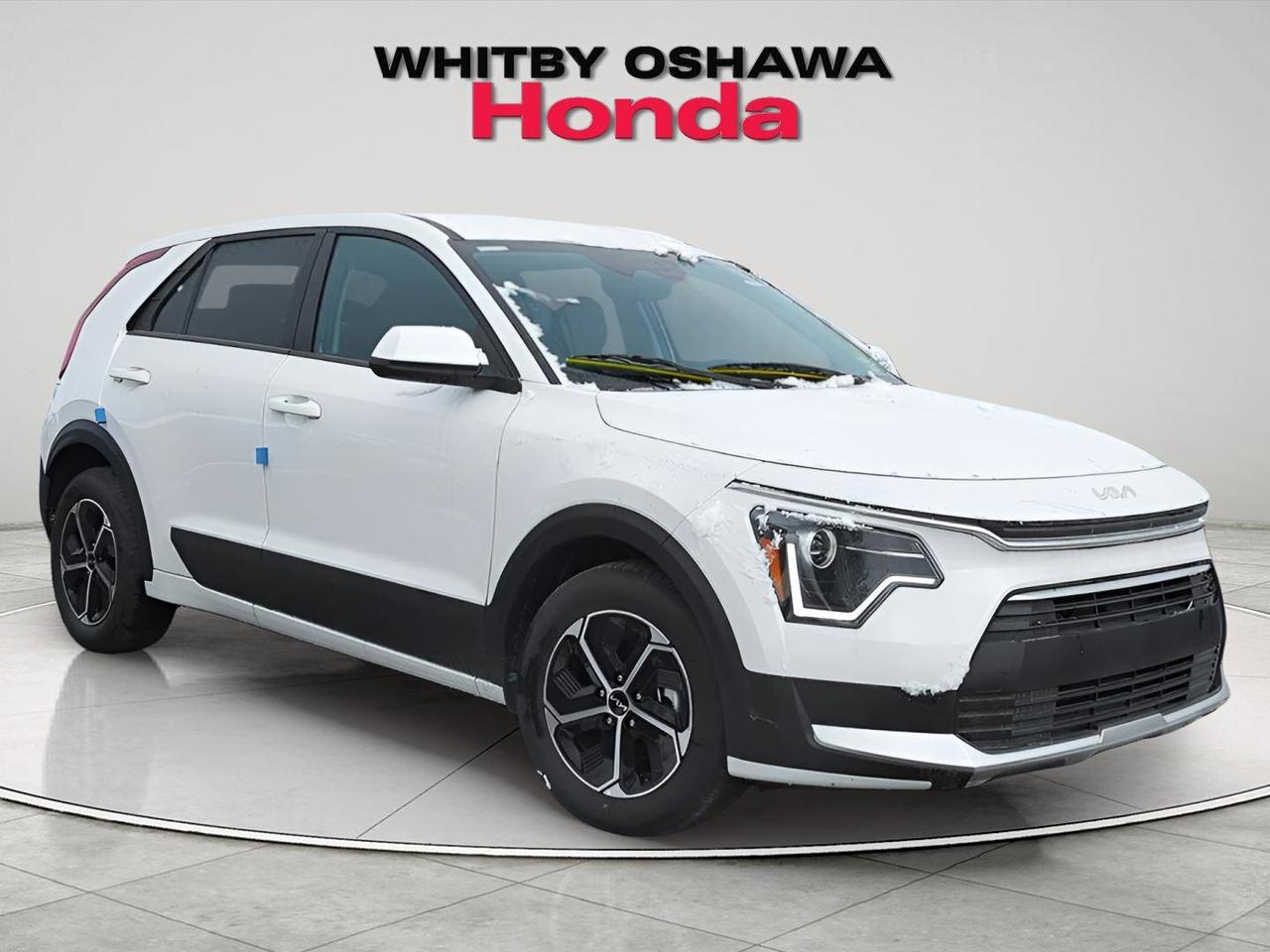 2025 Kia Niro Plug-In Hybrid LX Photo