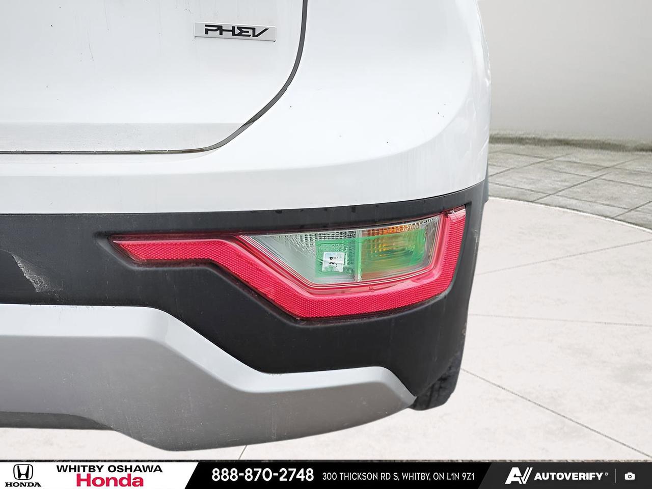 2025 Kia Niro Plug-In Hybrid LX Photo