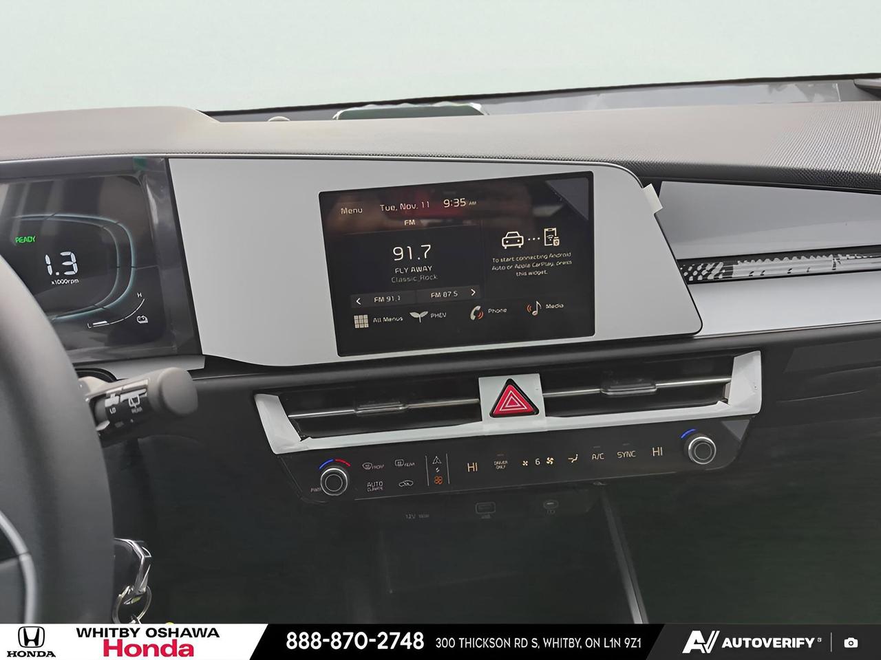 2025 Kia Niro Plug-In Hybrid LX Photo