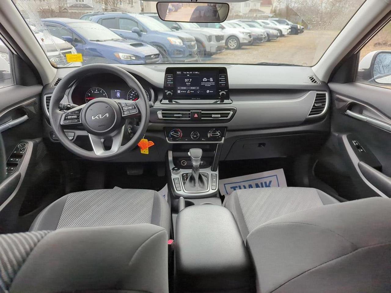 2023 Kia Seltos LX Photo