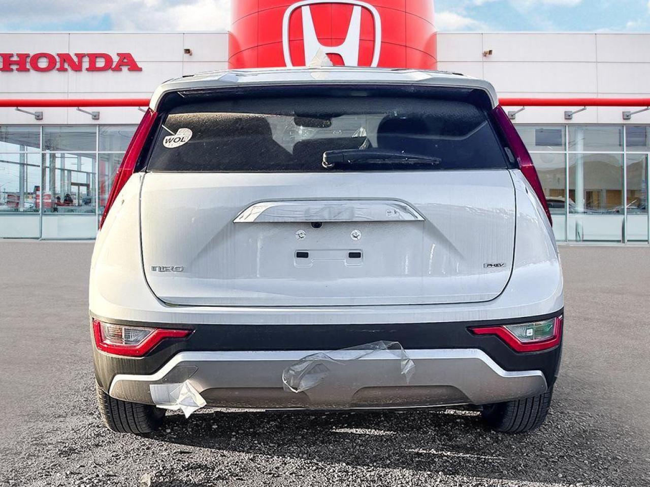 2025 Kia Niro Plug-In Hybrid LX Photo