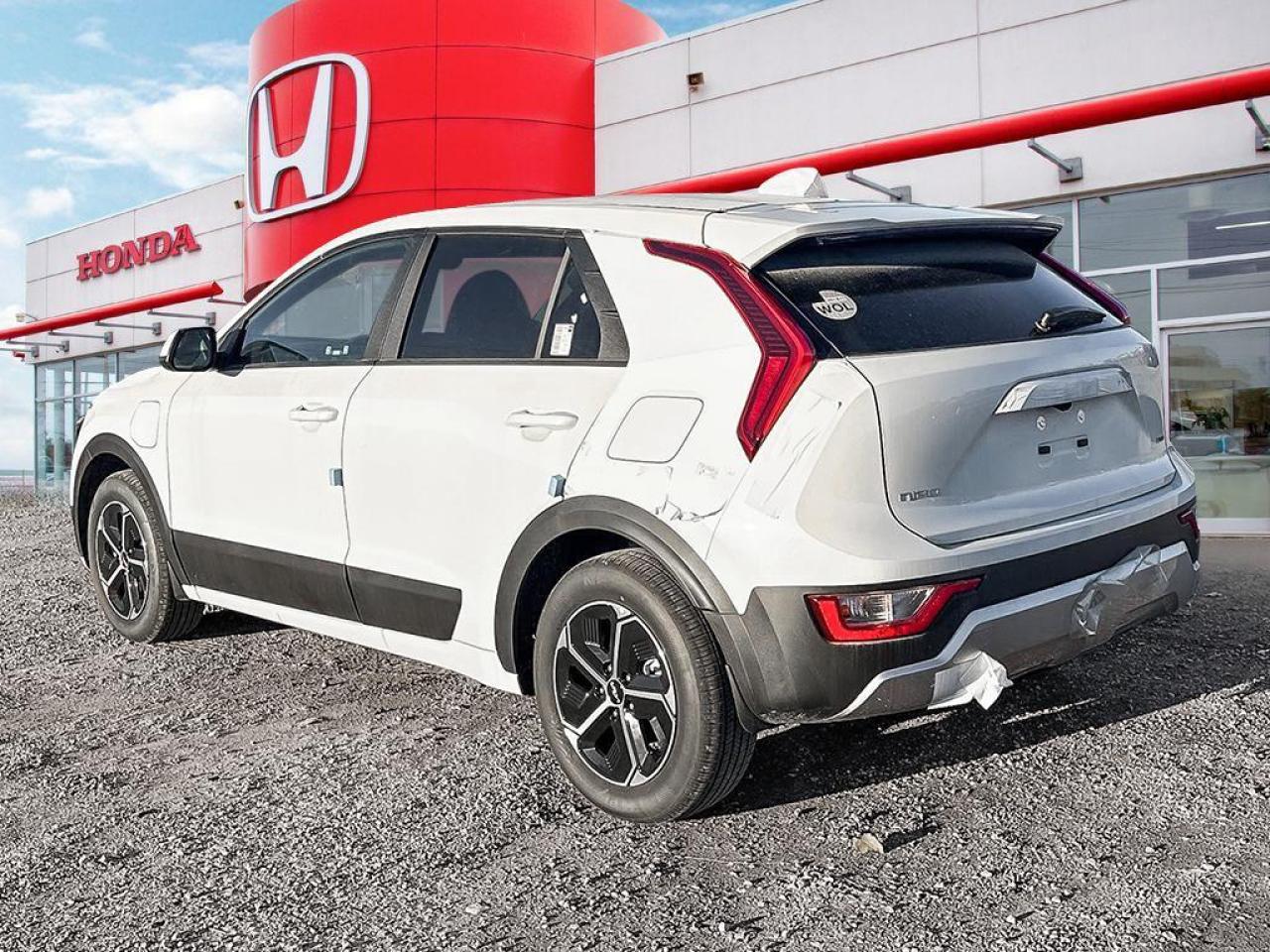 2025 Kia Niro Plug-In Hybrid LX Photo