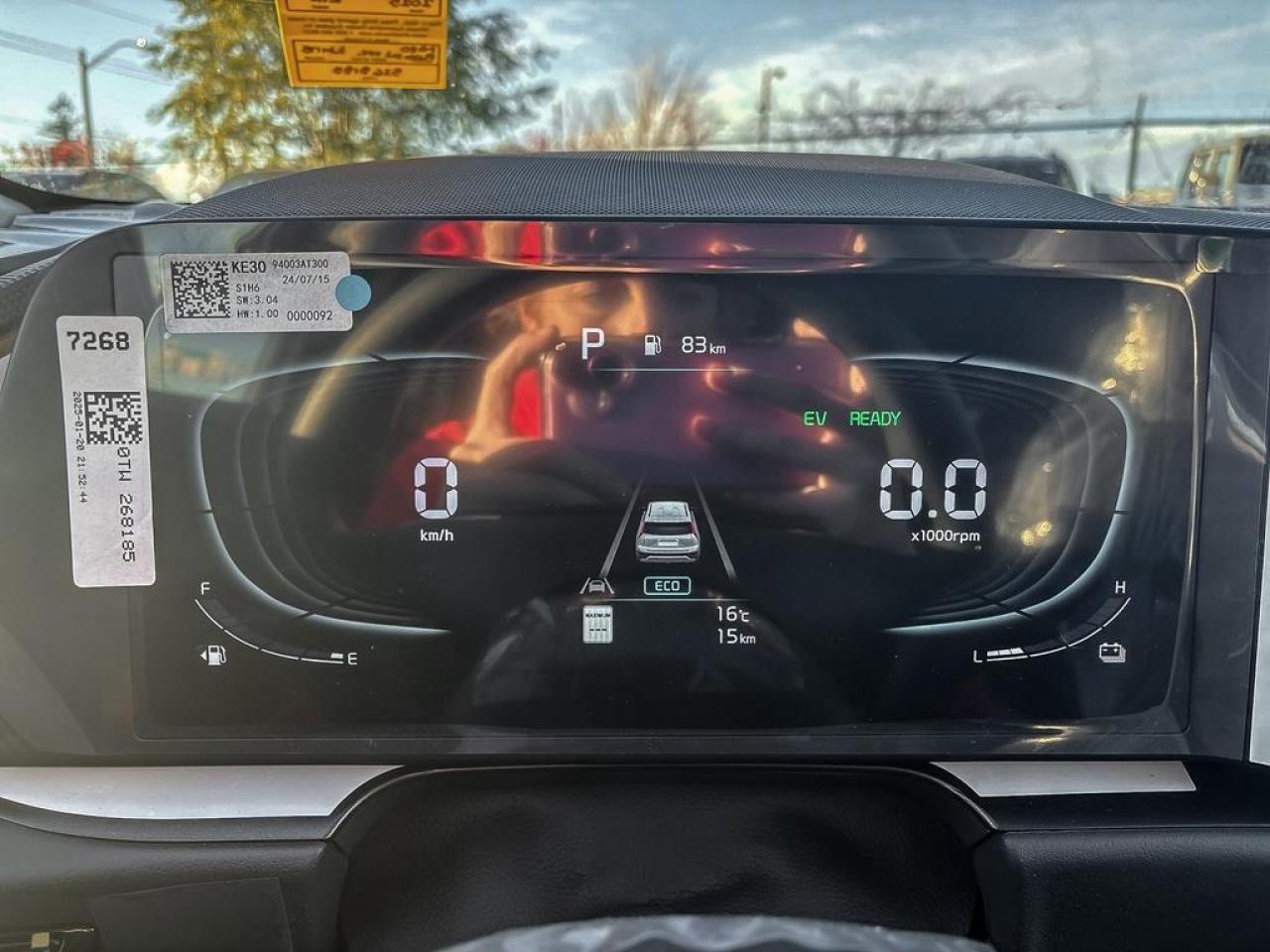 2025 Kia Niro Plug-In Hybrid LX Photo