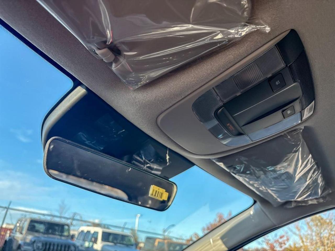 2025 Kia Niro Plug-In Hybrid LX Photo