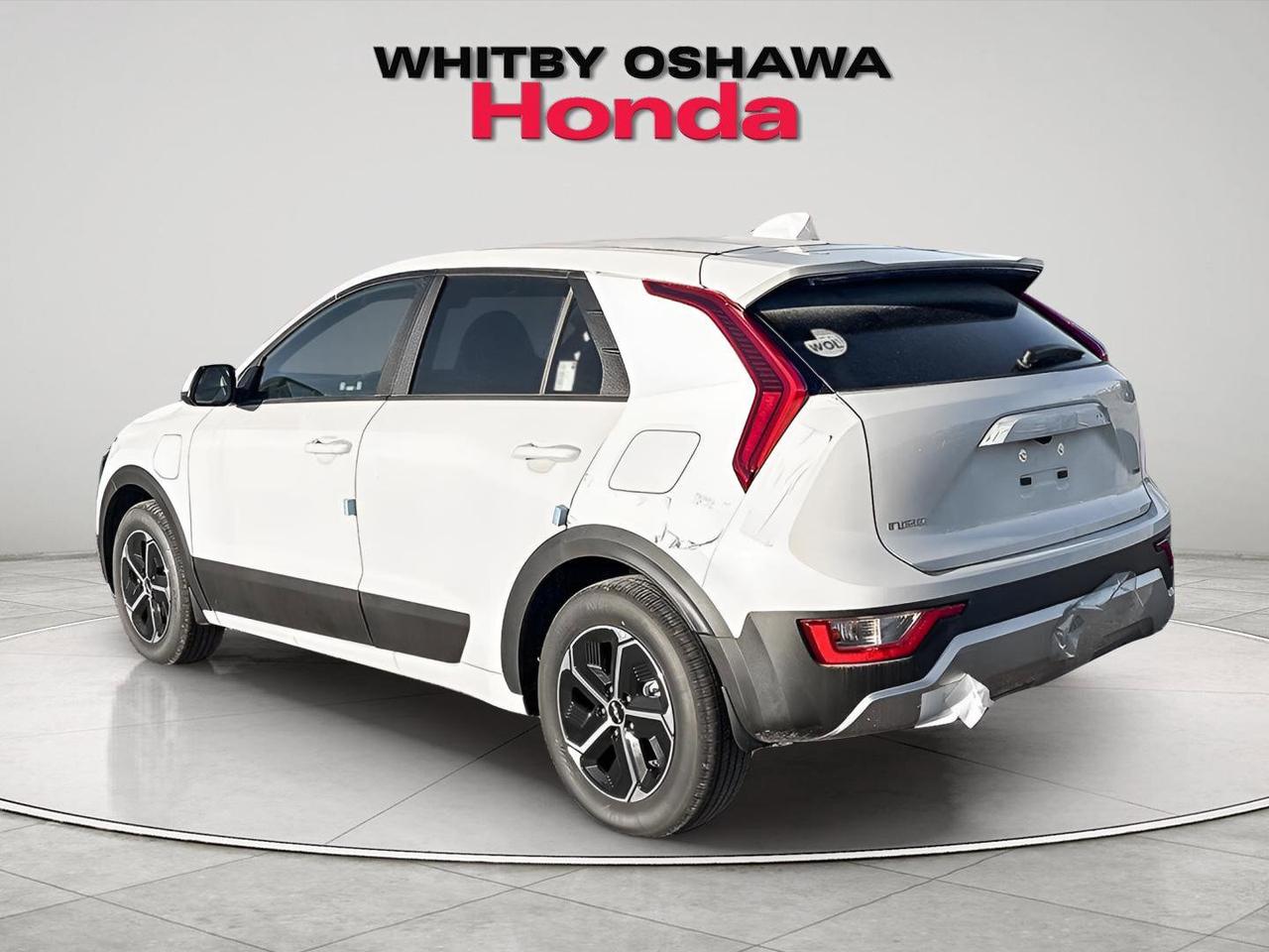 2025 Kia Niro Plug-In Hybrid LX Photo