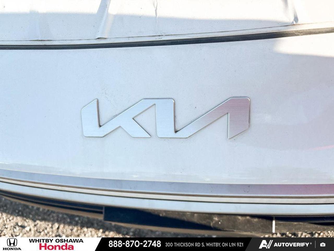 2025 Kia Niro Plug-In Hybrid LX Photo