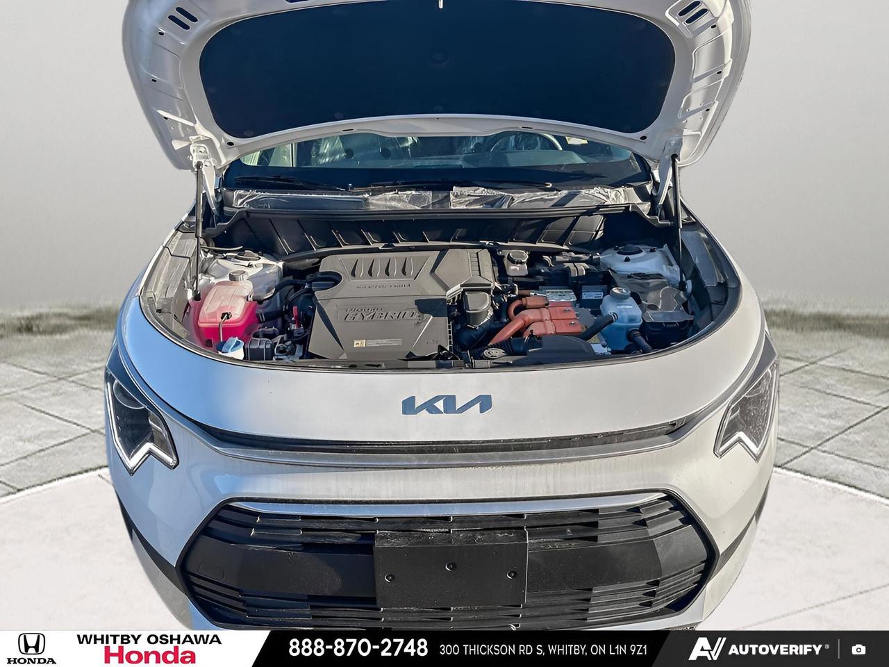 2025 Kia Niro Plug-In Hybrid LX Photo