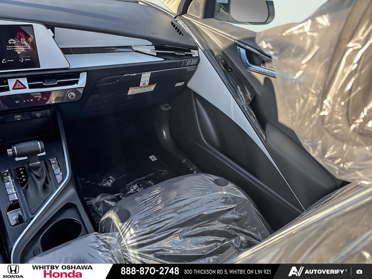 2025 Kia Niro Plug-In Hybrid LX Photo