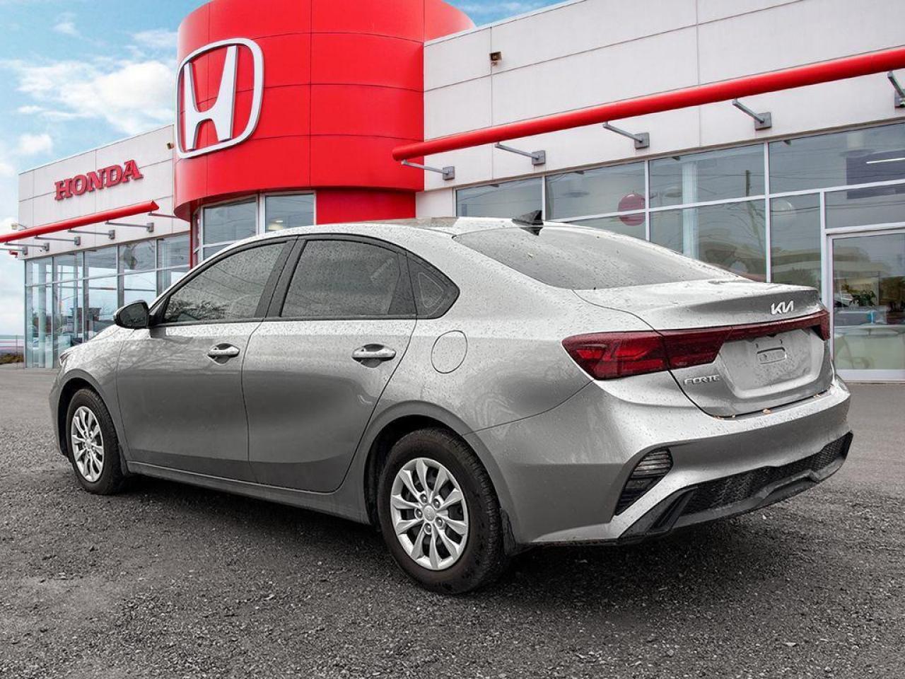 2022 Kia Forte LX Photo3