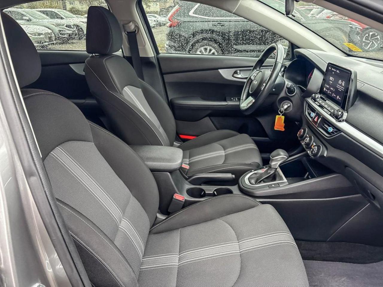 2022 Kia Forte LX Photo