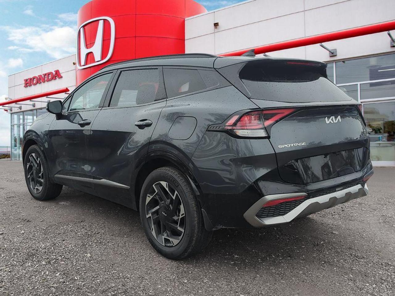 2024 Kia Sportage EX Photo3