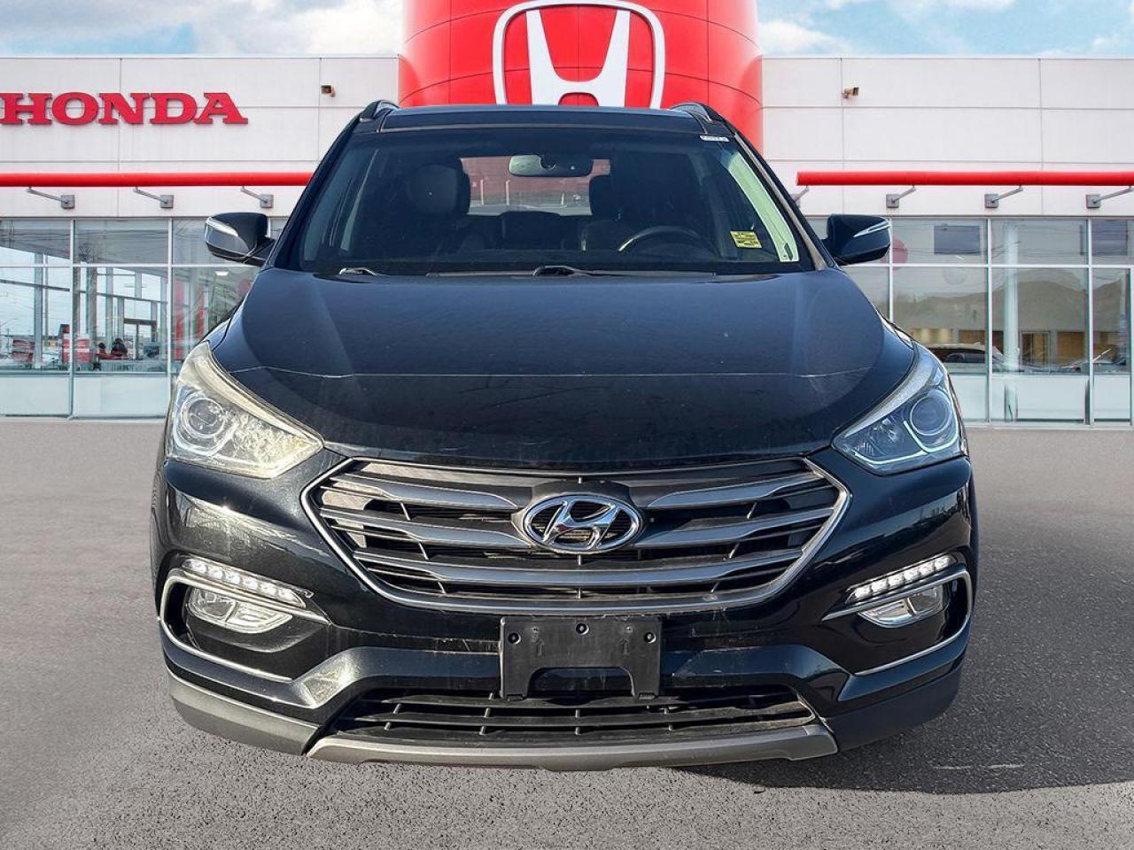 2017 Hyundai Santa Fe Sport 2.0T LIMITED Photo