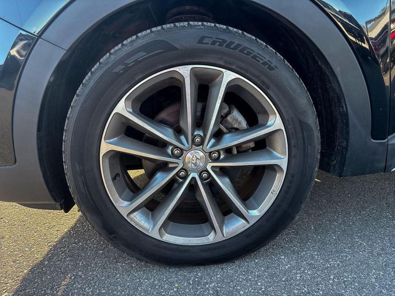 2017 Hyundai Santa Fe Sport 2.0T LIMITED Photo