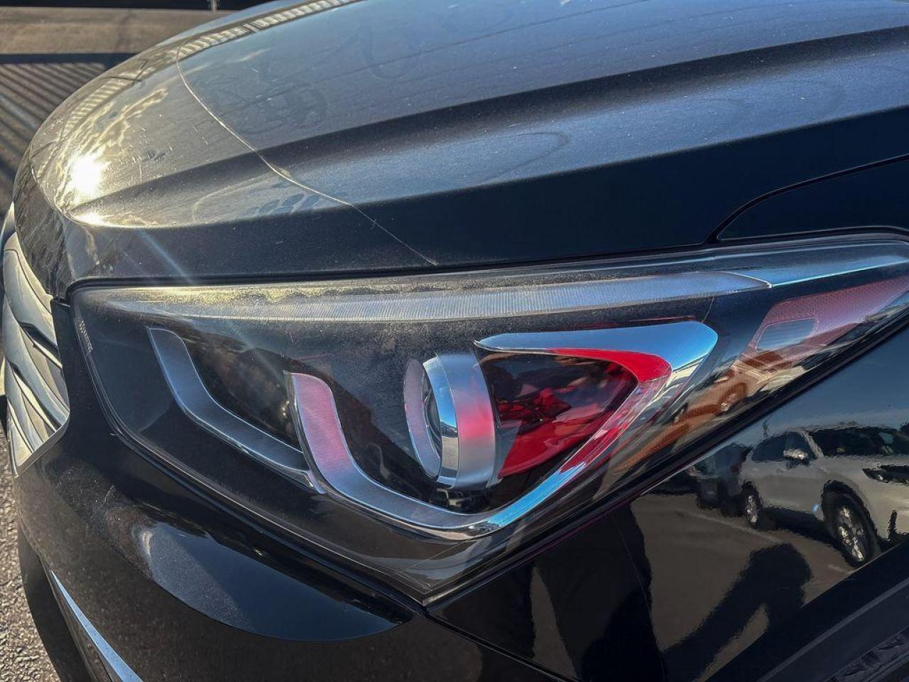 2017 Hyundai Santa Fe Sport 2.0T LIMITED Photo