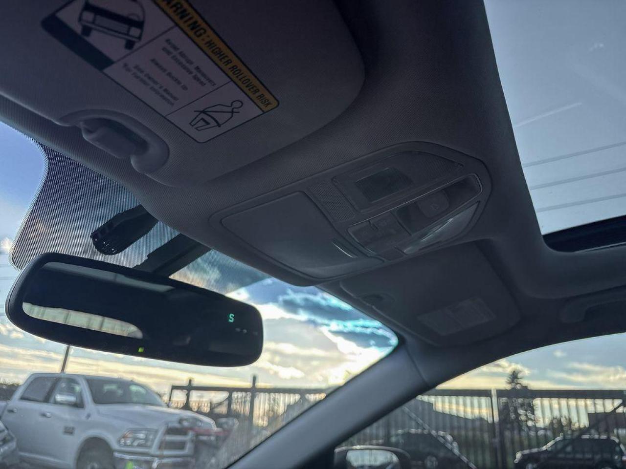 2017 Hyundai Santa Fe Sport 2.0T LIMITED Photo