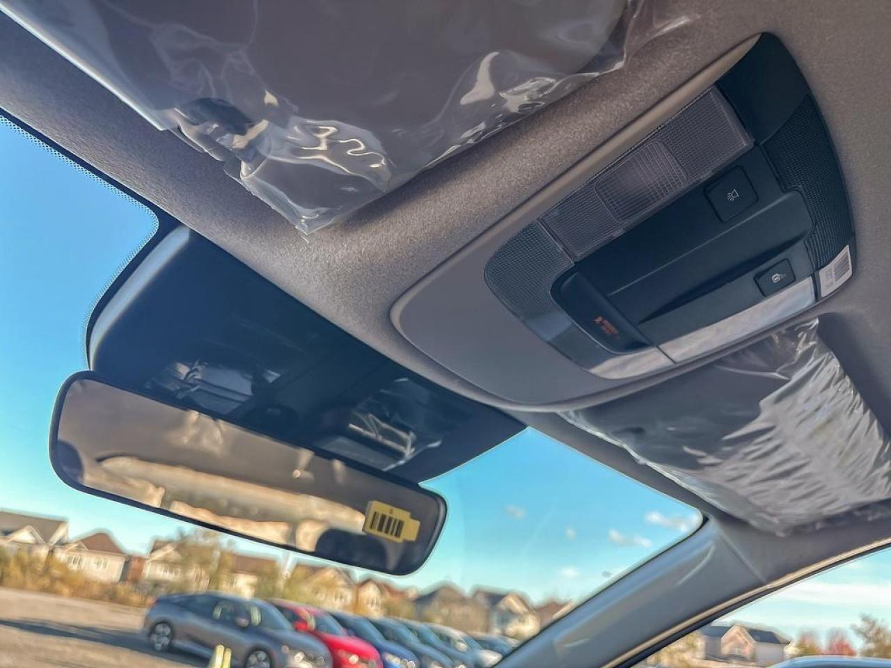 2025 Kia Niro Plug-In Hybrid LX Photo