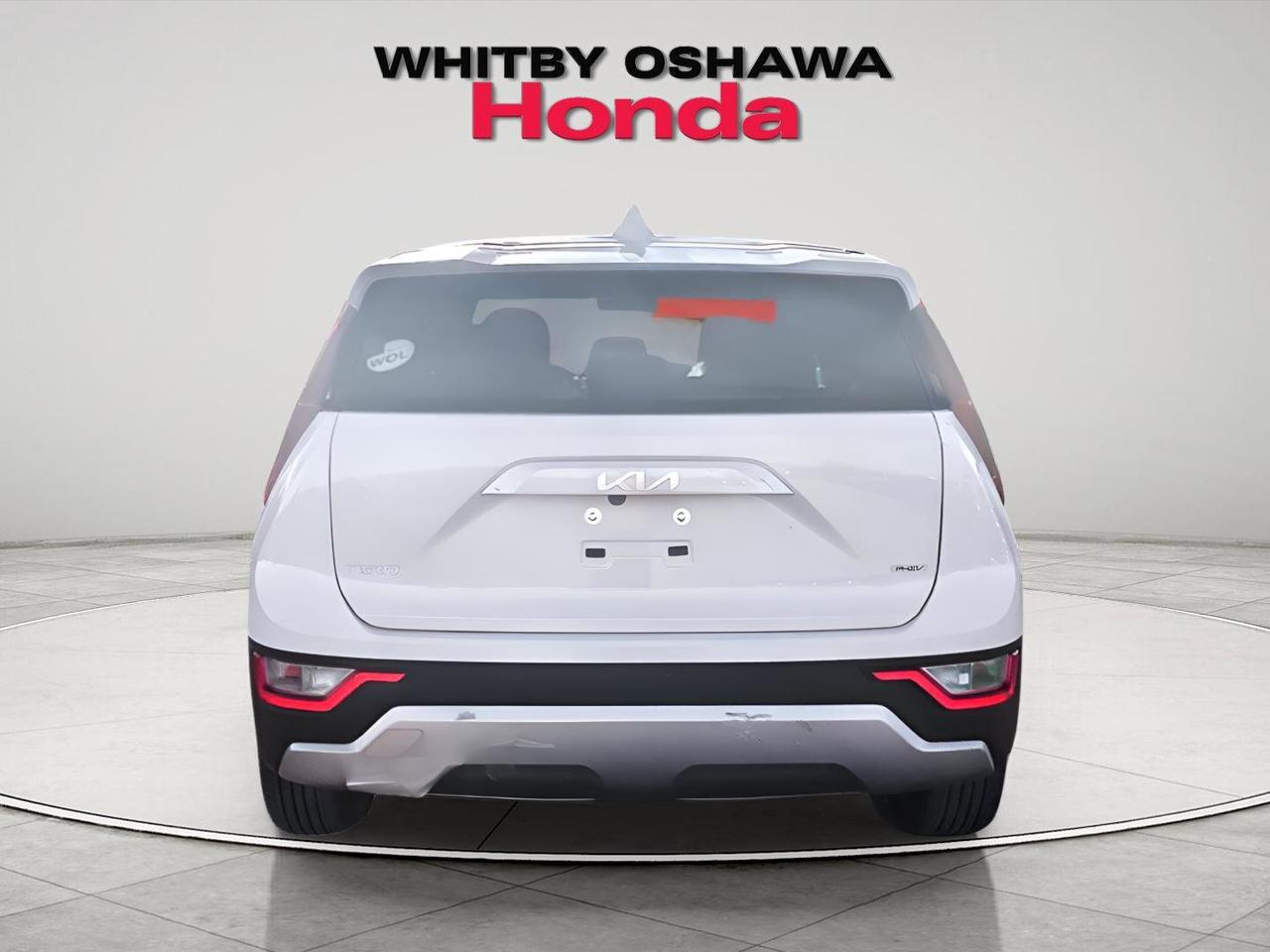 2025 Kia Niro Plug-In Hybrid LX Photo