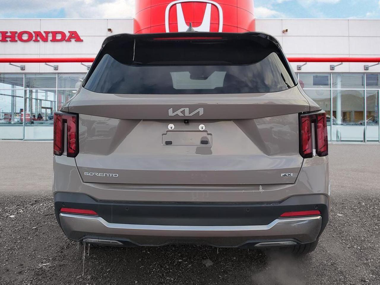 2024 Kia Sorento EX Photo4