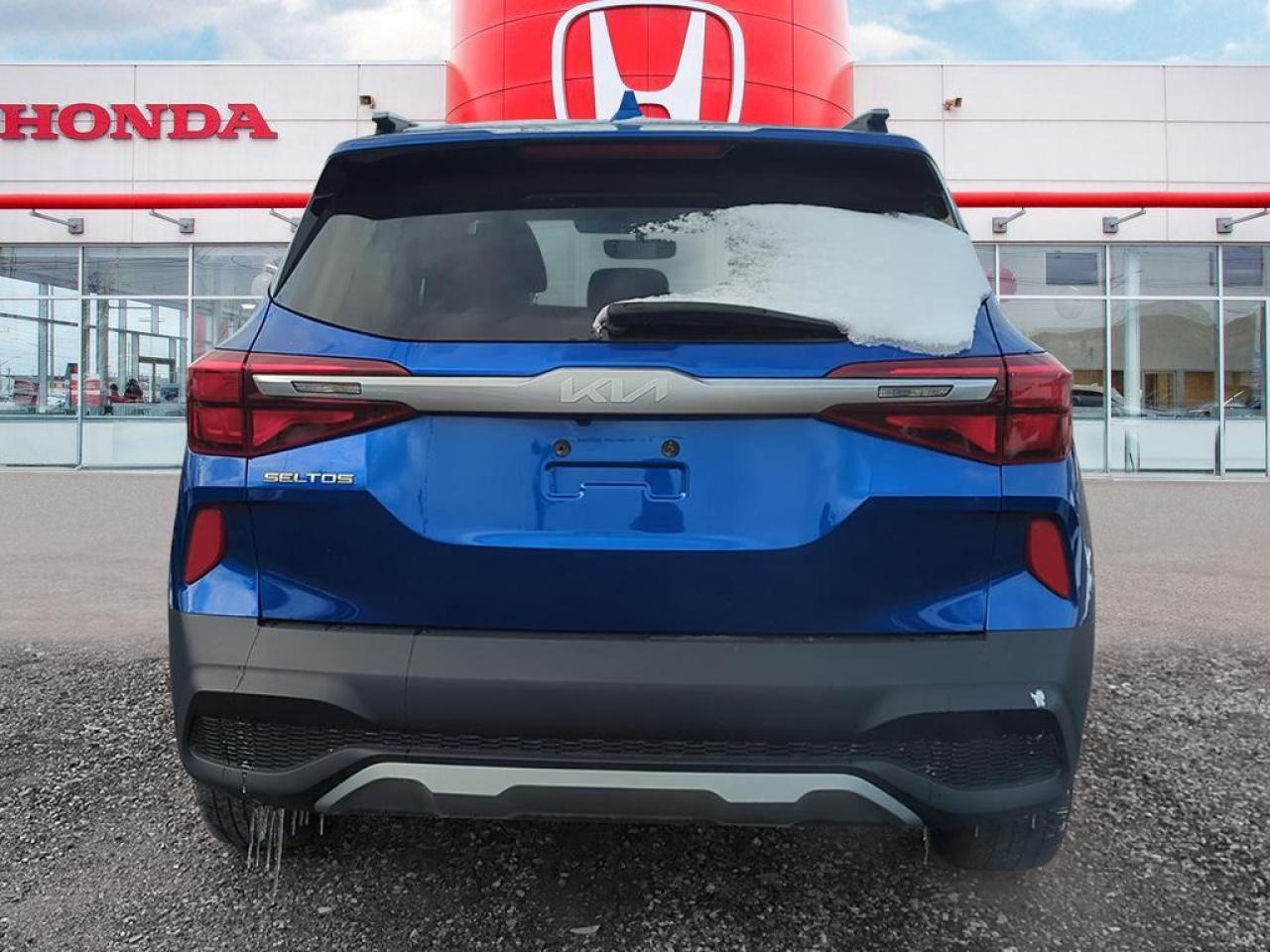 2023 Kia Seltos LX Photo4