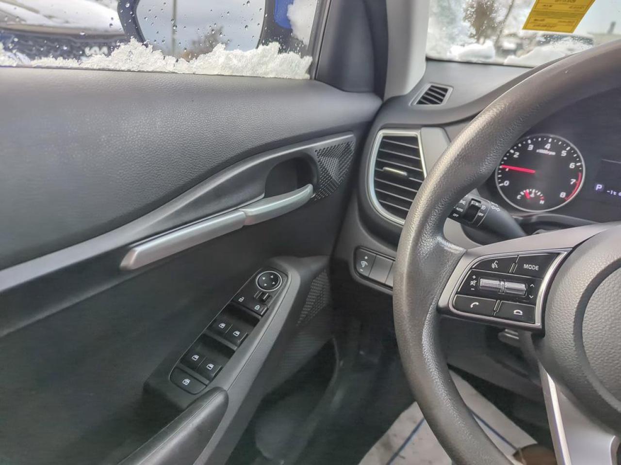 2023 Kia Seltos LX Photo