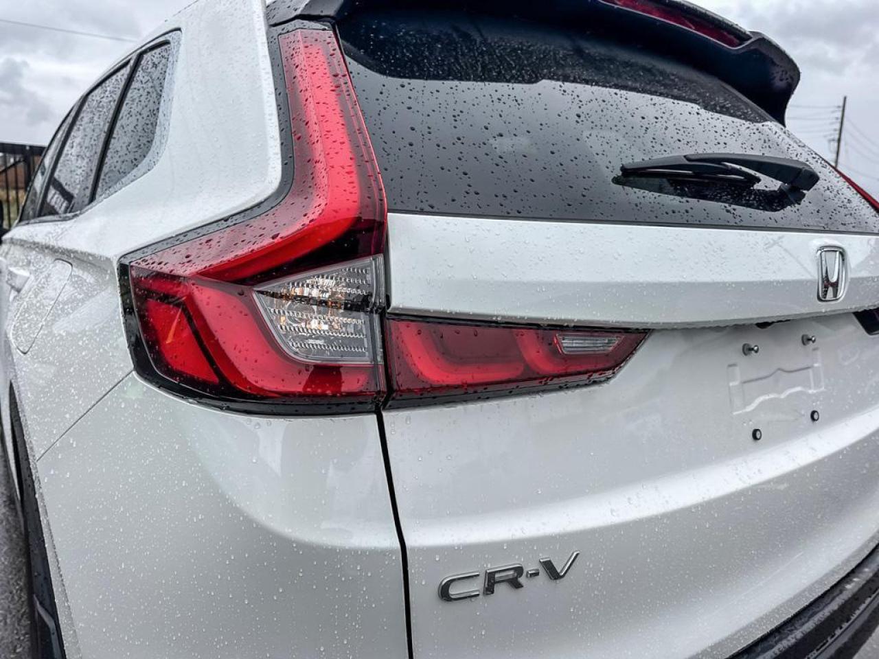 2025 Honda CR-V Sport Photo