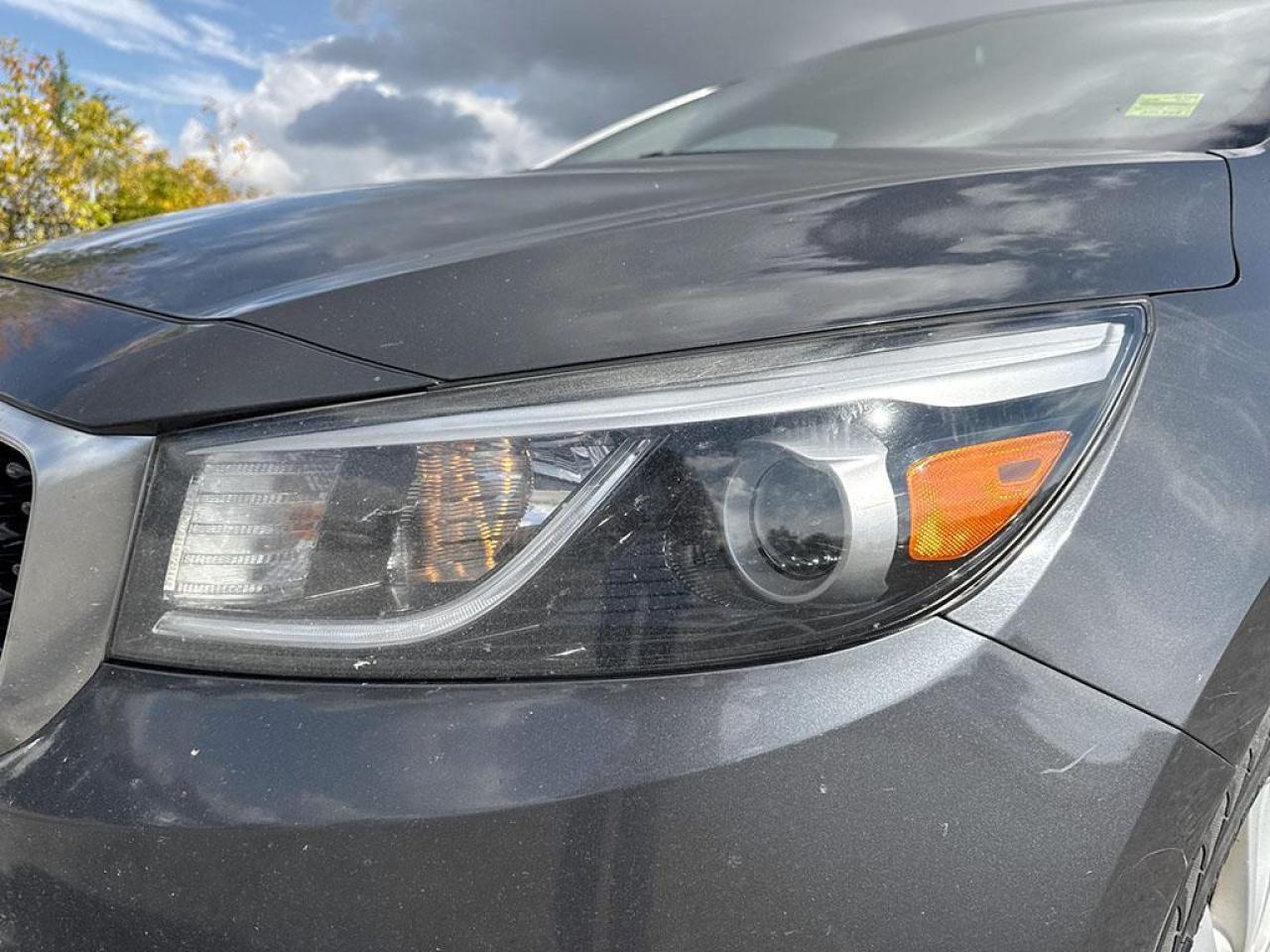 2018 Kia Sedona LX Photo