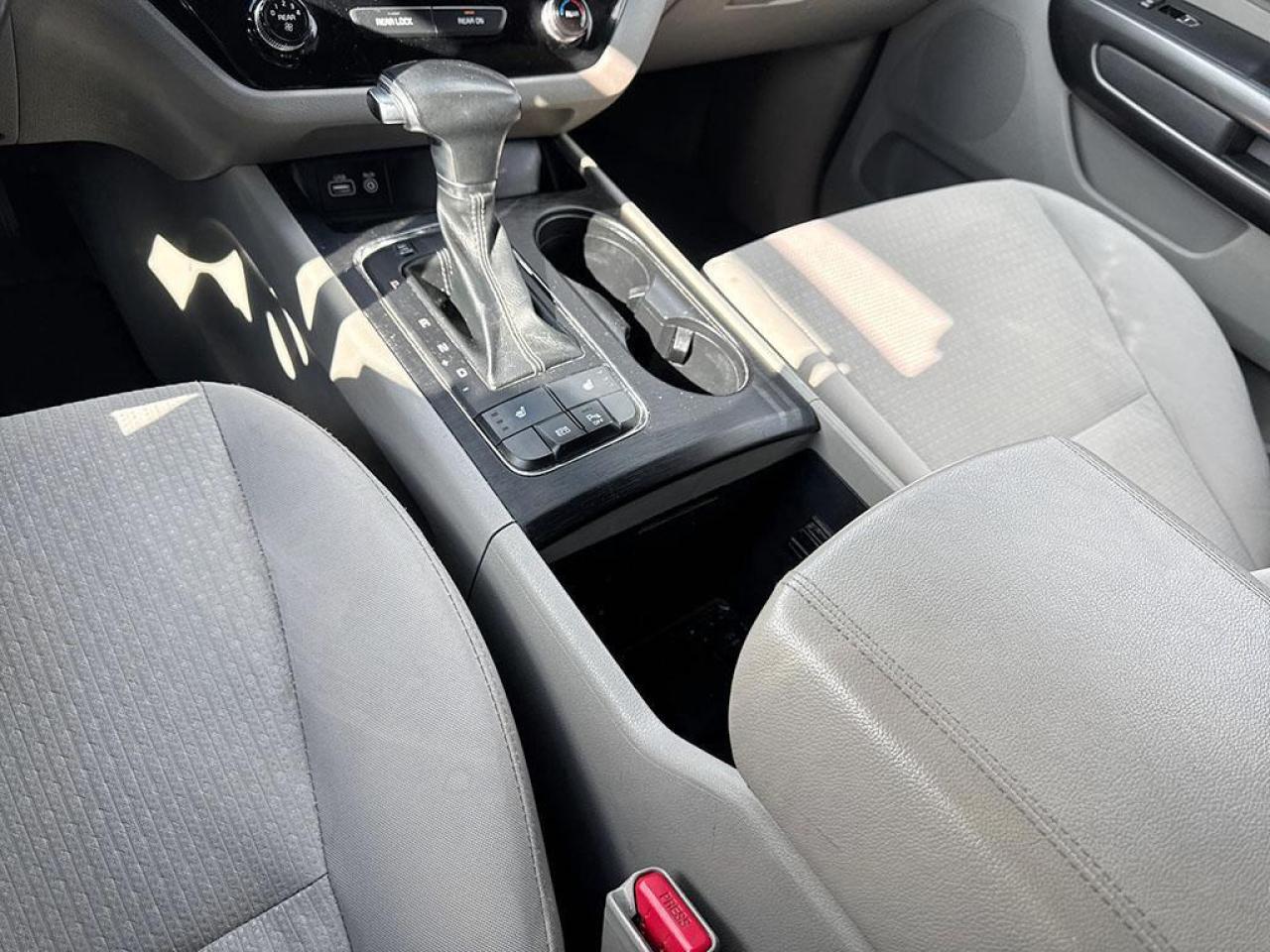 2018 Kia Sedona LX Photo