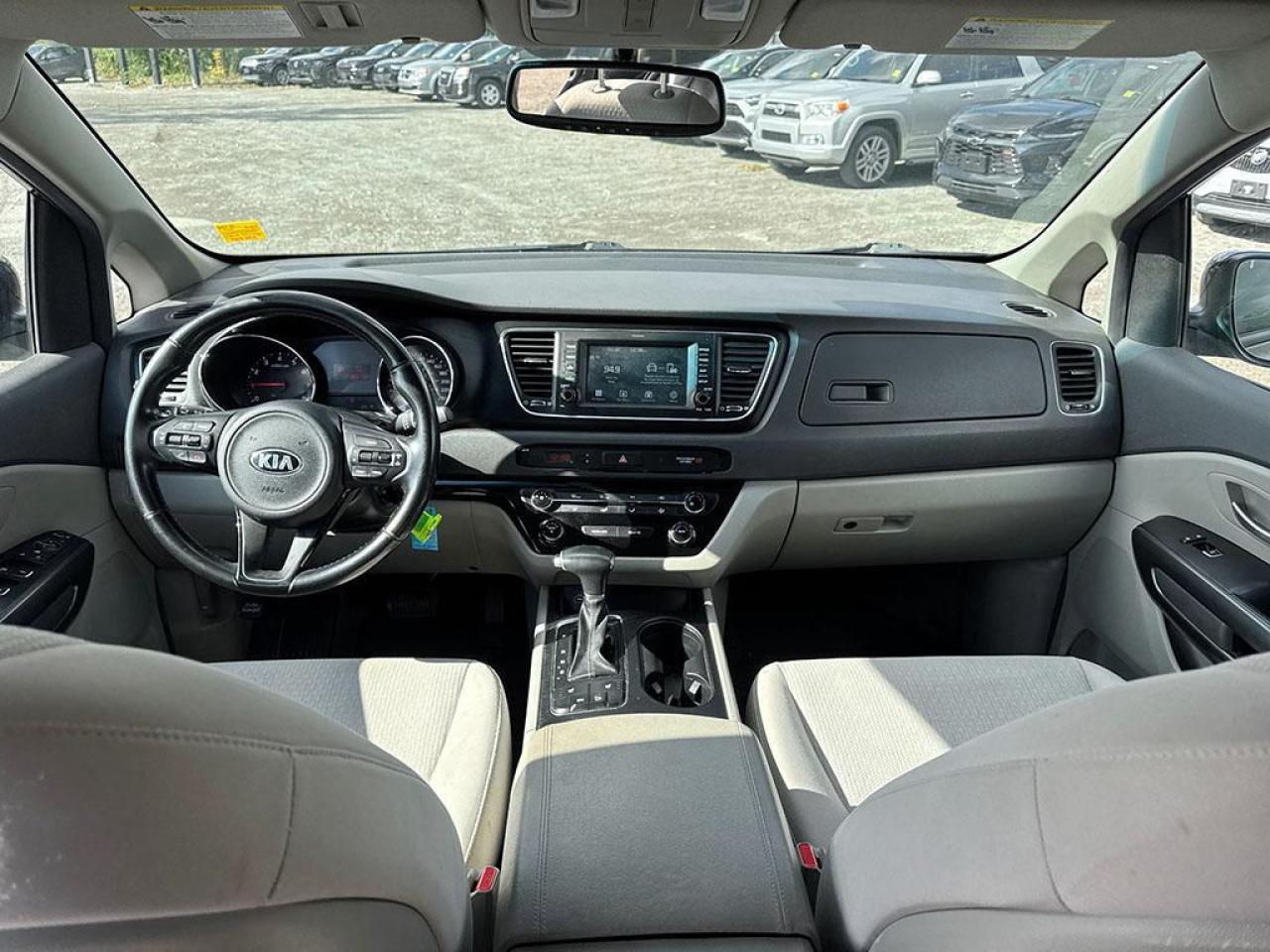 2018 Kia Sedona LX Photo