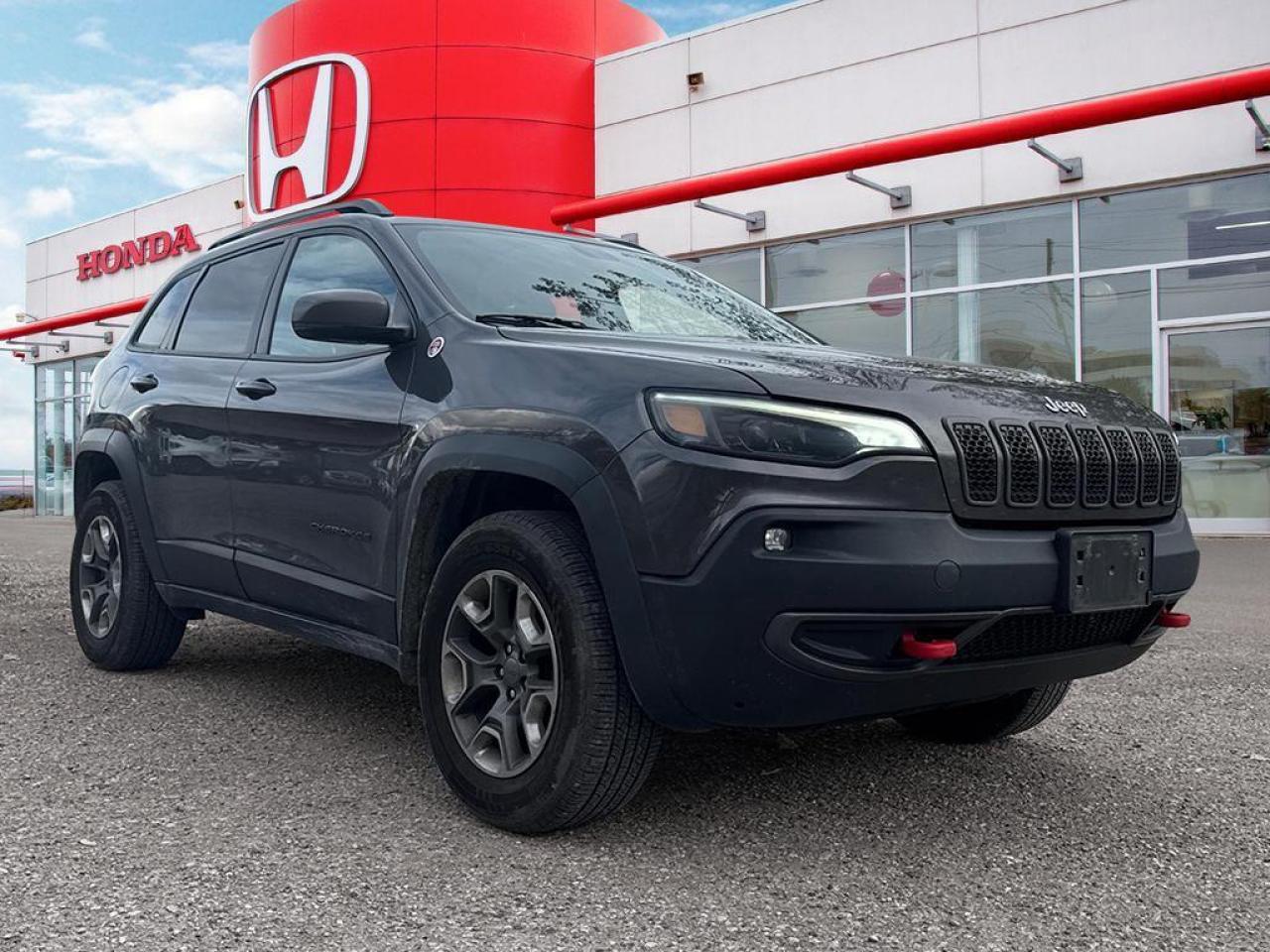 2019 Jeep Cherokee Trailhawk Photo