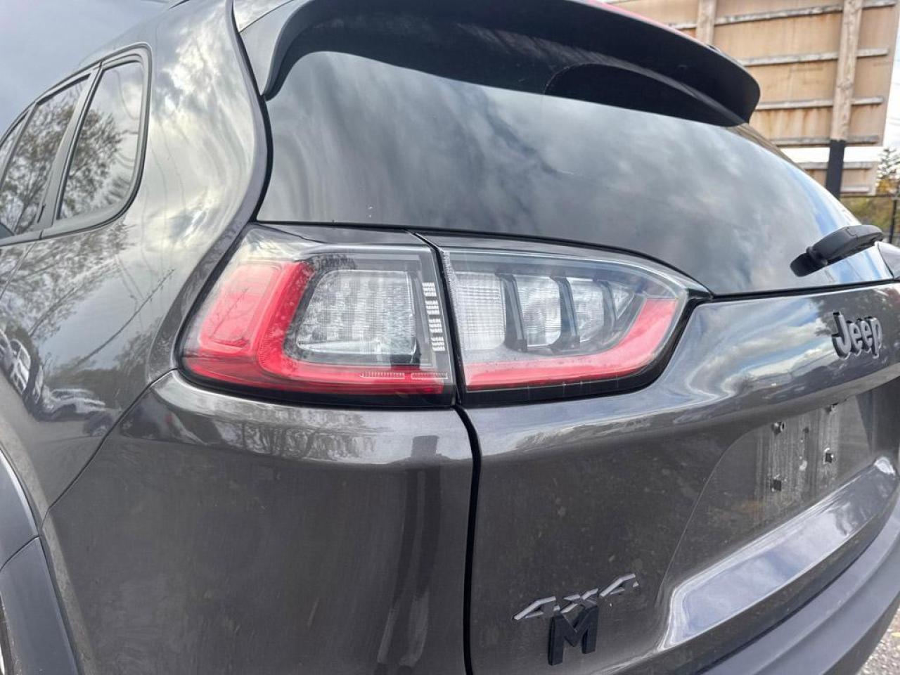 2019 Jeep Cherokee Trailhawk Photo