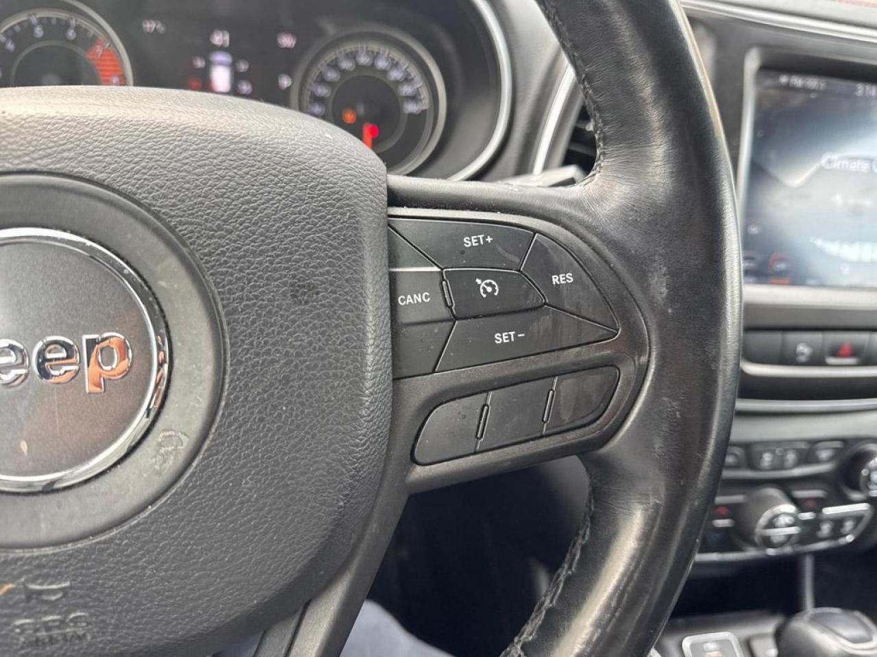 2019 Jeep Cherokee Trailhawk Photo