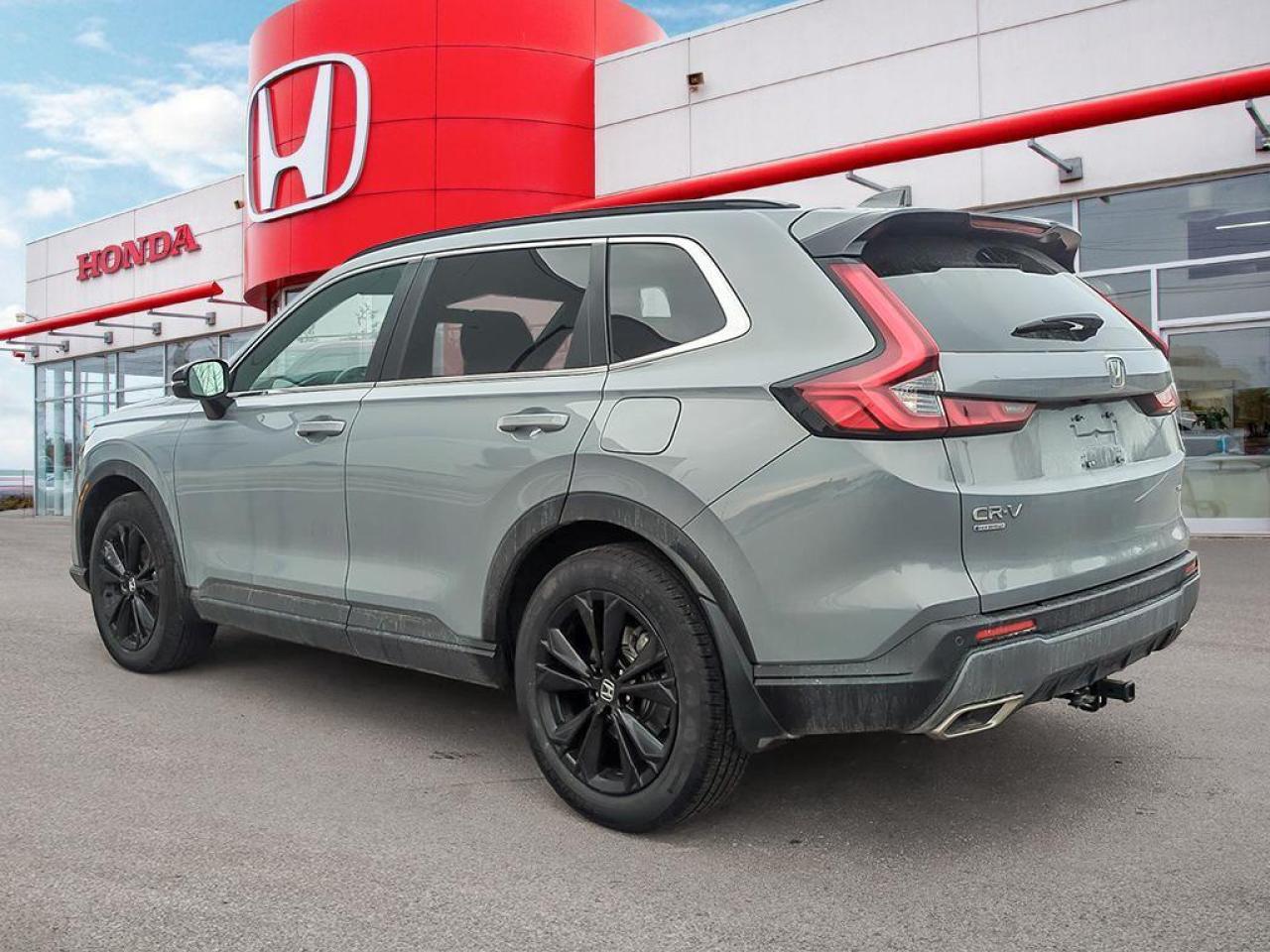 2025 Honda CR-V Hybrid Touring Photo3