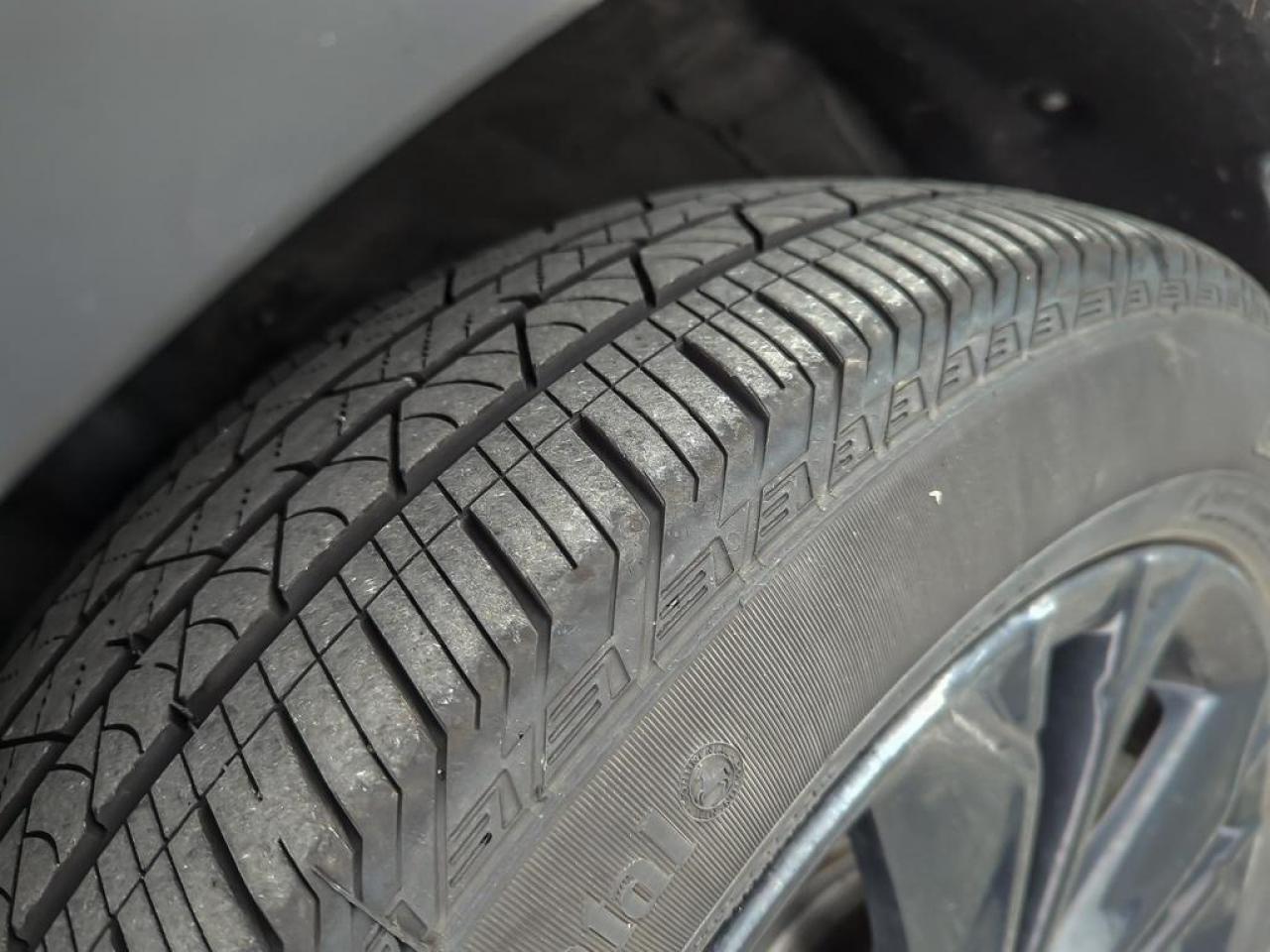 2025 Honda CR-V Hybrid Touring Photo