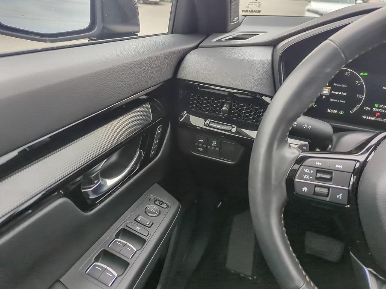 2025 Honda CR-V Hybrid Touring Photo