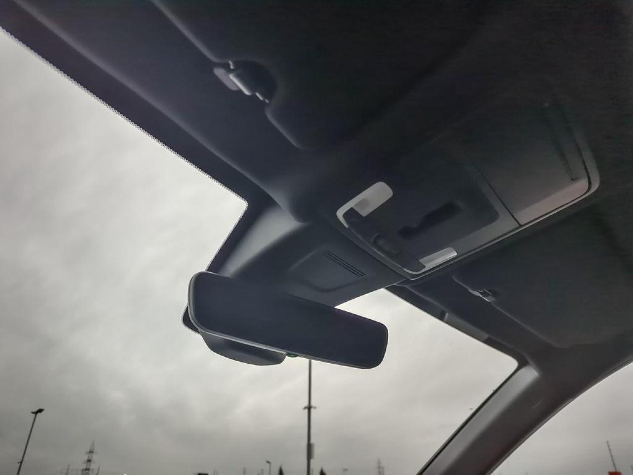 2025 Honda CR-V Hybrid Touring Photo