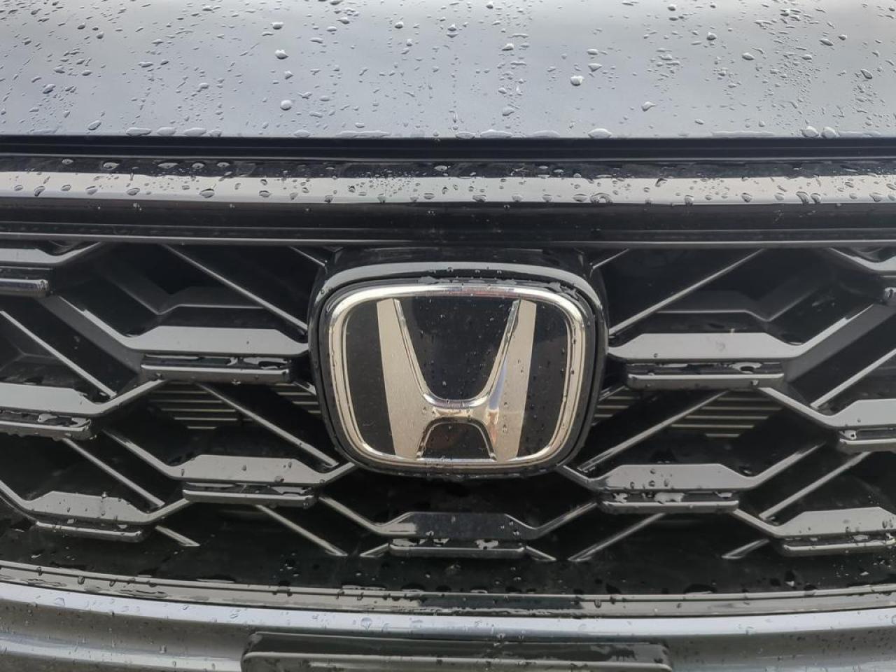2024 Honda CR-V Hybrid Touring Photo