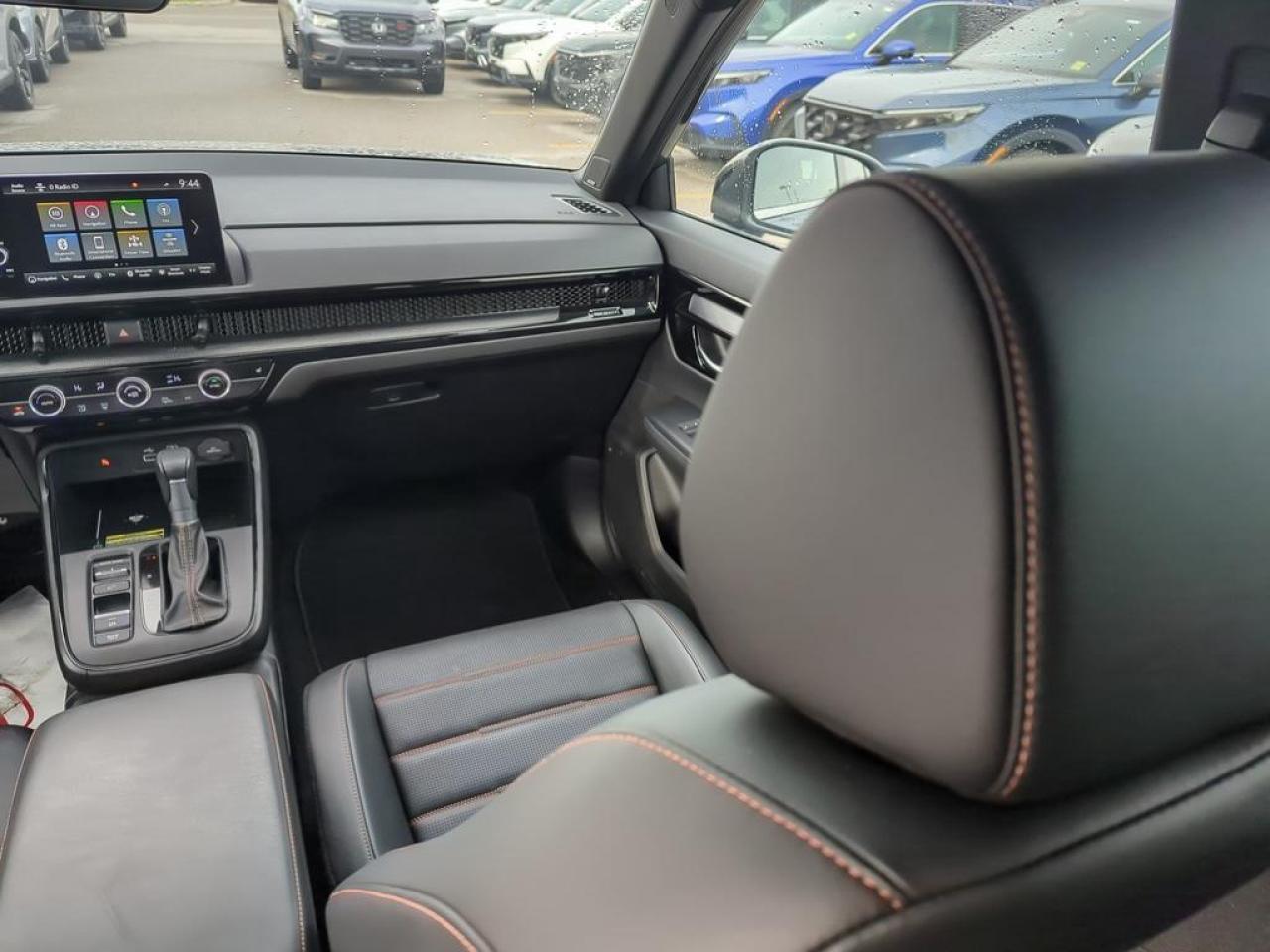 2024 Honda CR-V Hybrid Touring Photo