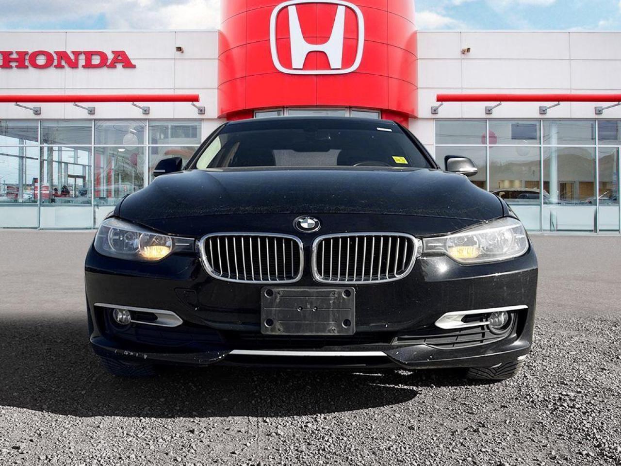 2013 BMW 3 Series 320i xDrive Photo