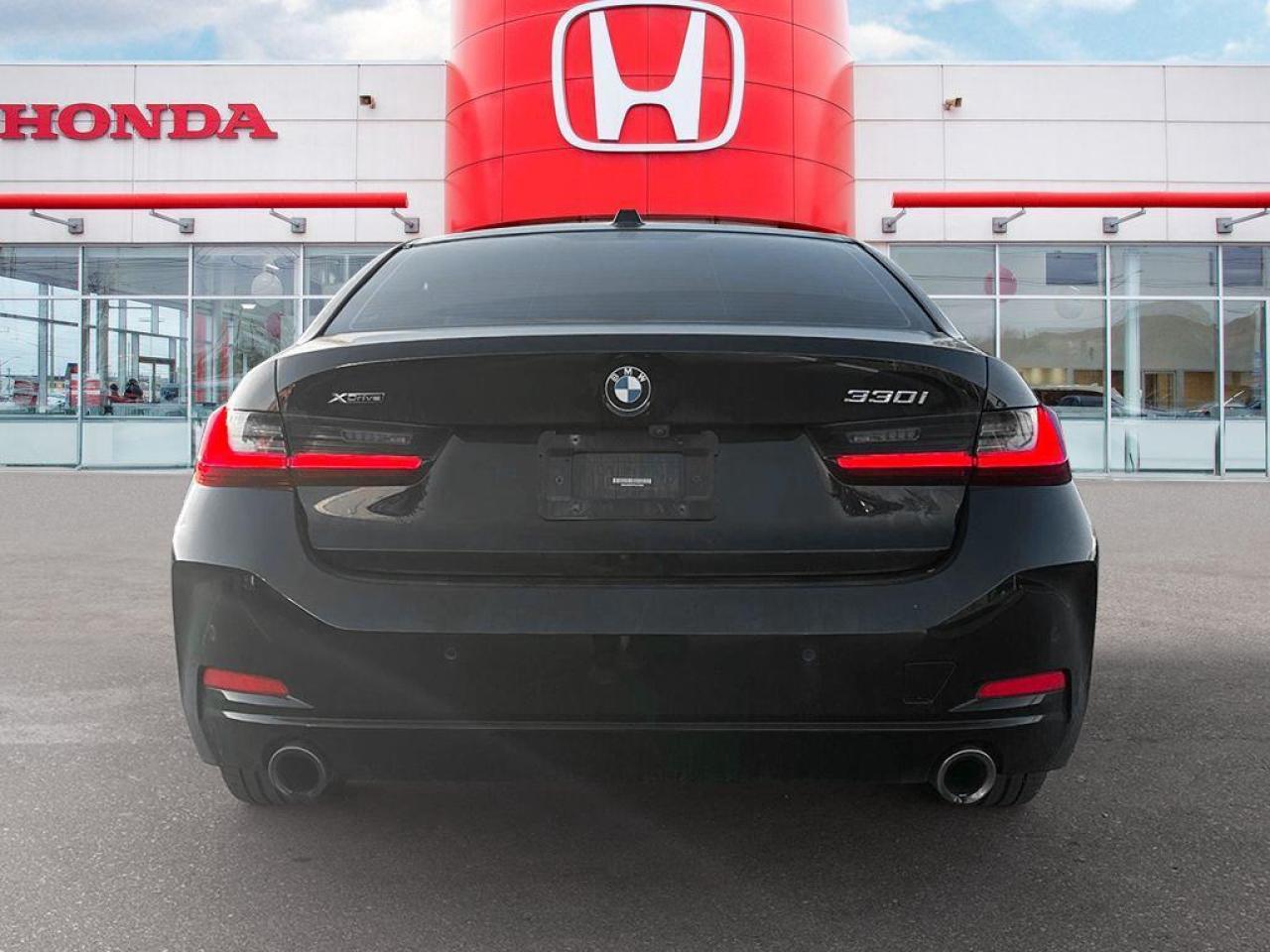 2023 BMW 3 Series 330i xDrive Photo