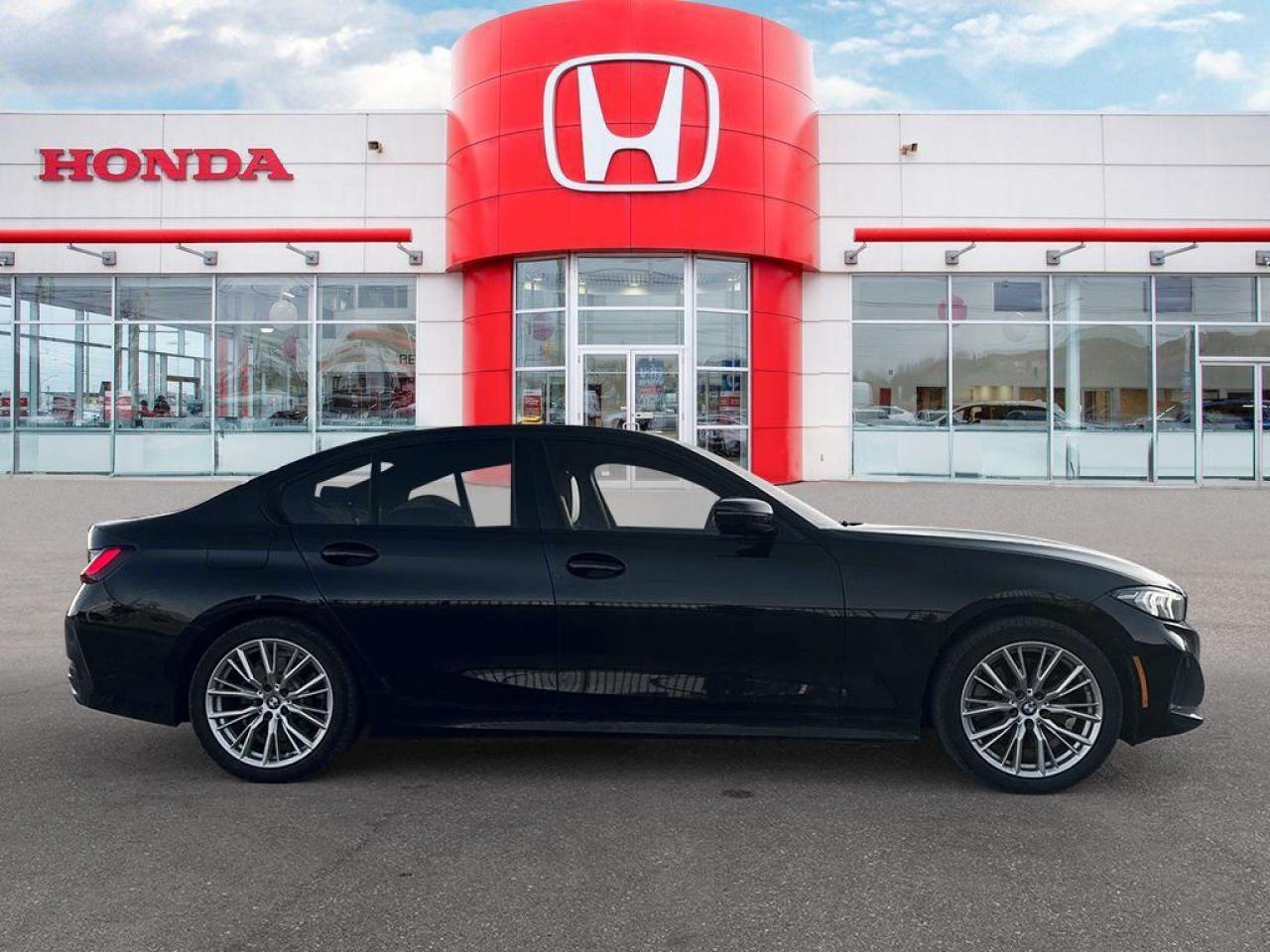 2023 BMW 3 Series 330i xDrive Photo