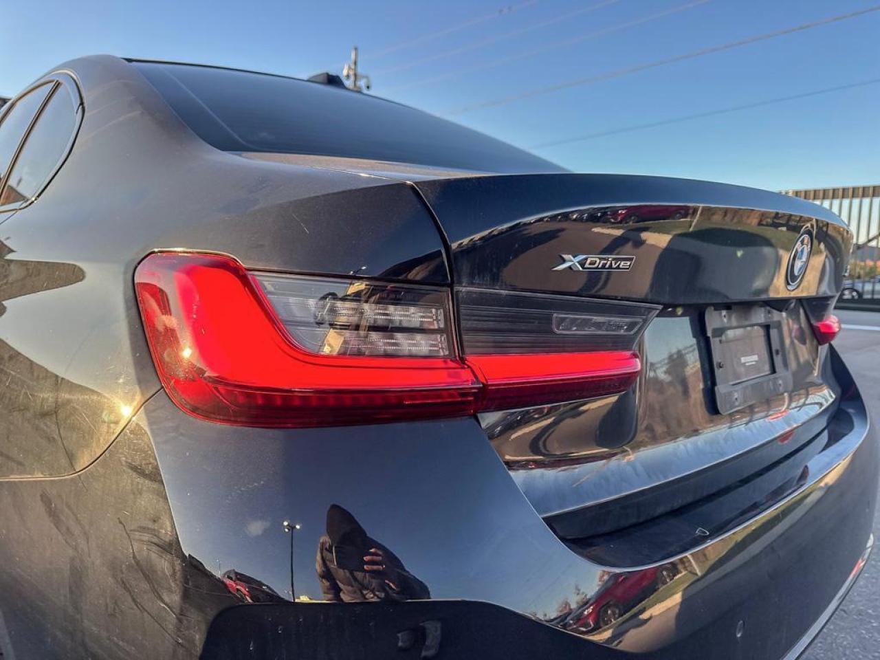 2023 BMW 3 Series 330i xDrive Photo