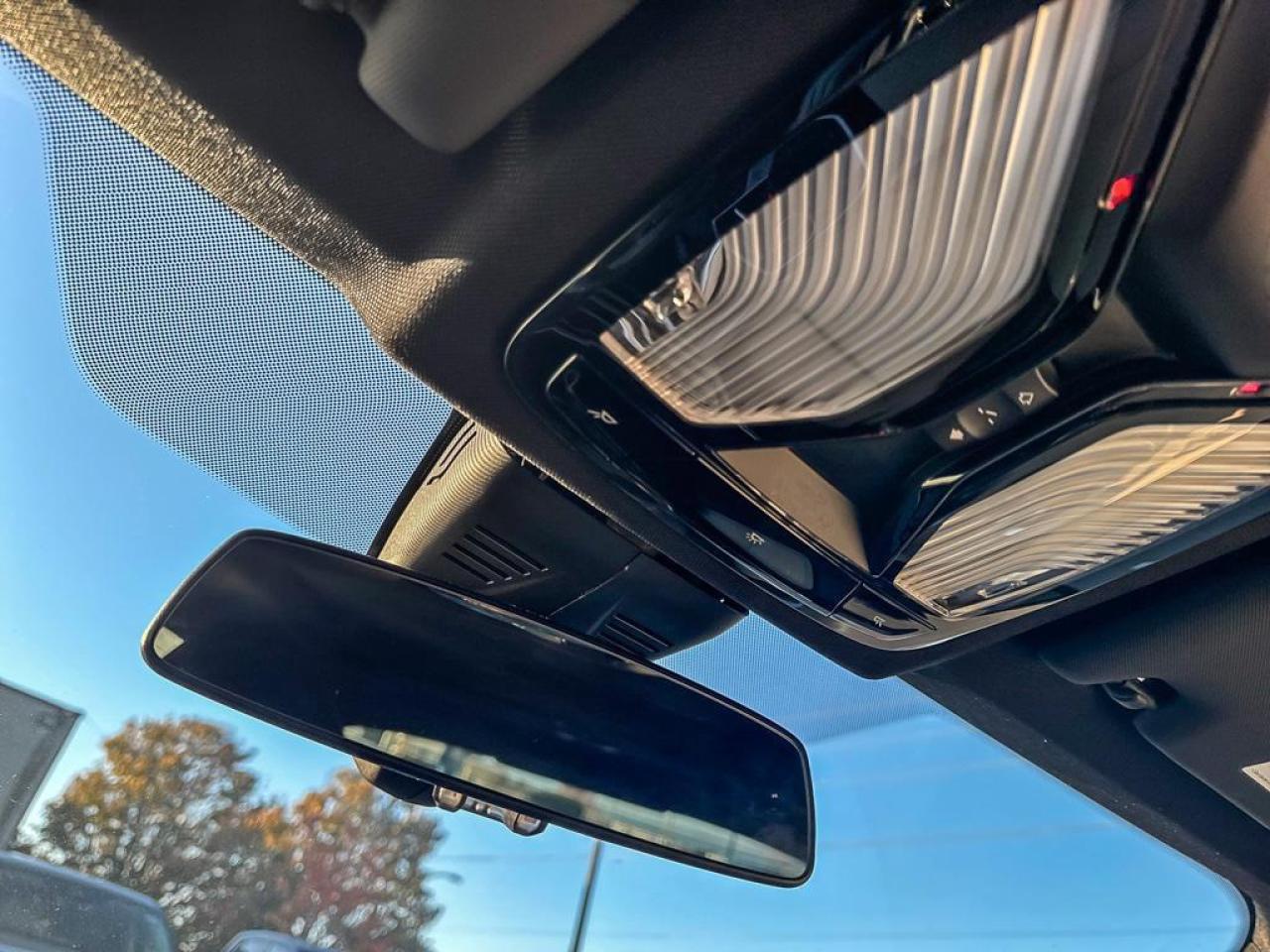 2023 BMW 3 Series 330i xDrive Photo