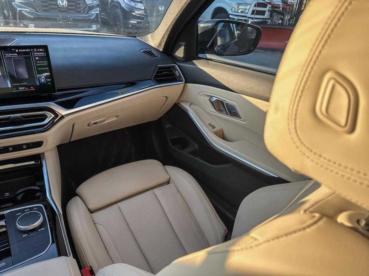 2023 BMW 3 Series 330i xDrive Photo